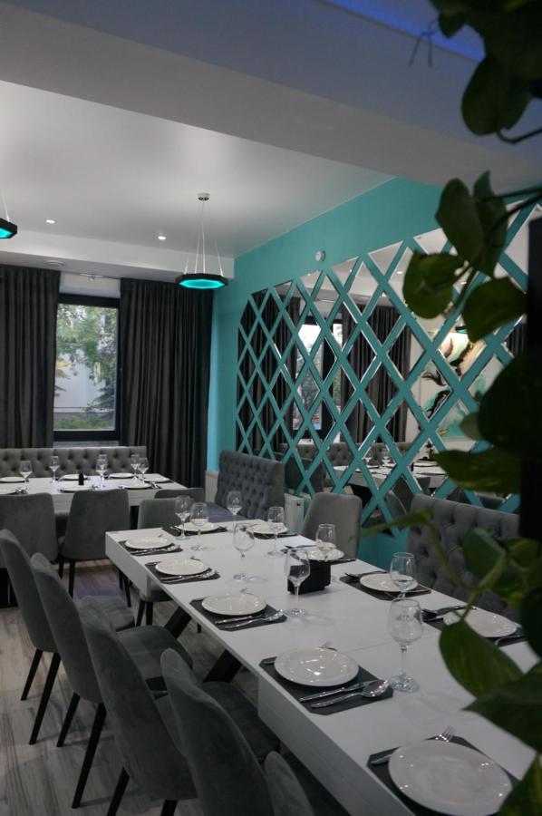 Stella Hotel เตอร์โนปิล ภายนอก รูปภาพ