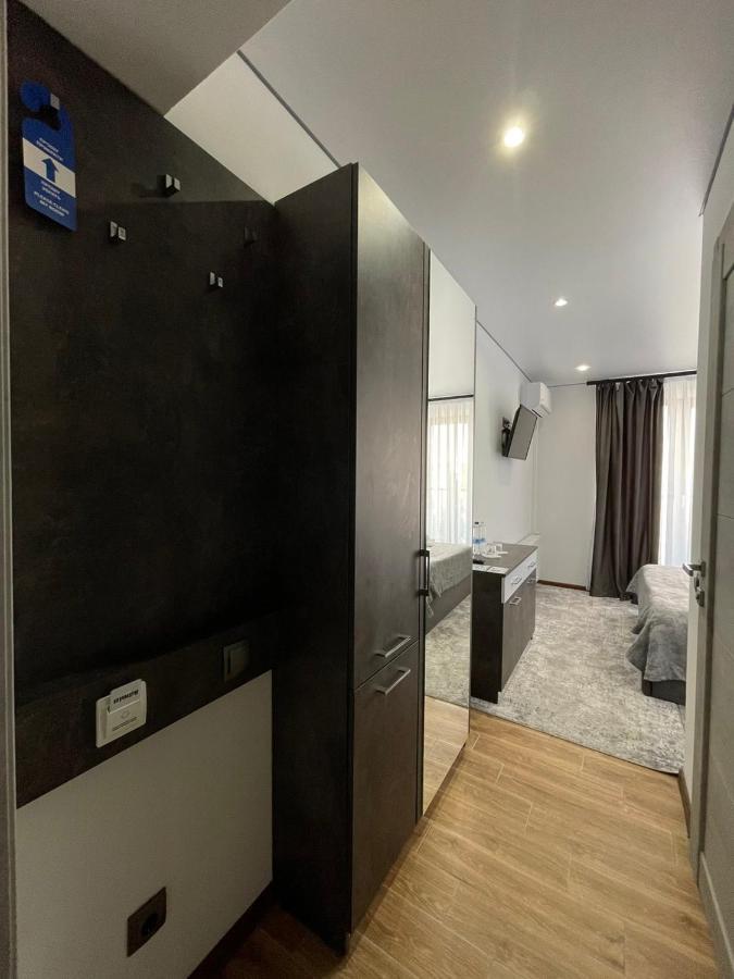 Stella Hotel เตอร์โนปิล ภายนอก รูปภาพ