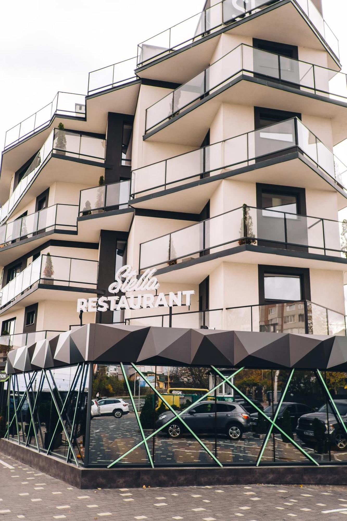 Stella Hotel เตอร์โนปิล ภายนอก รูปภาพ
